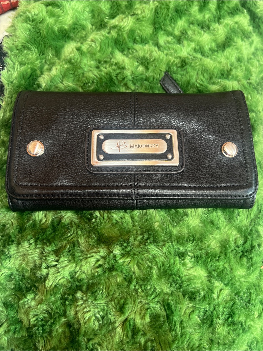 B Makowsky black wallet